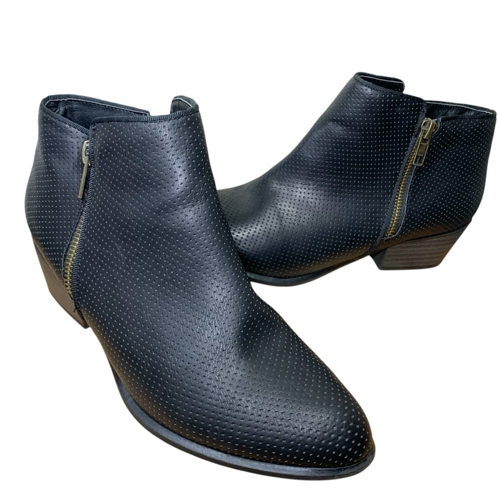 Esprit Black Ankle Booties with Textured PU Leather Sz 7 Block Heel Pointed Toe
